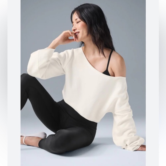 Alo yoga barre cropped off shoulder sweater - Picture 2 of 8